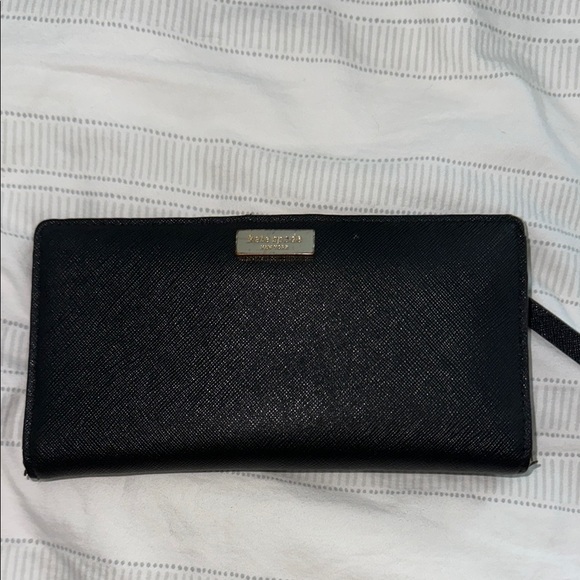 kate spade Handbags - Kate Spade Wallet